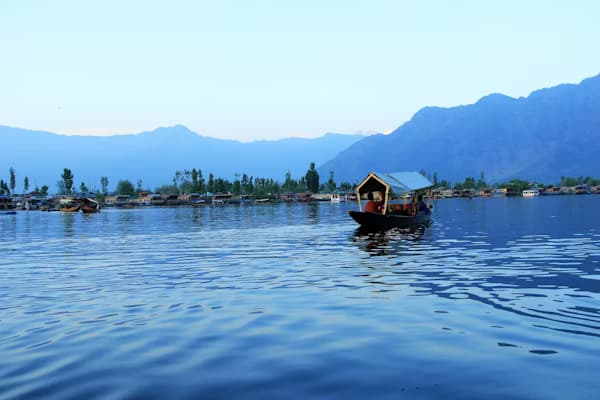 Expert Travel Agent in Srinagar