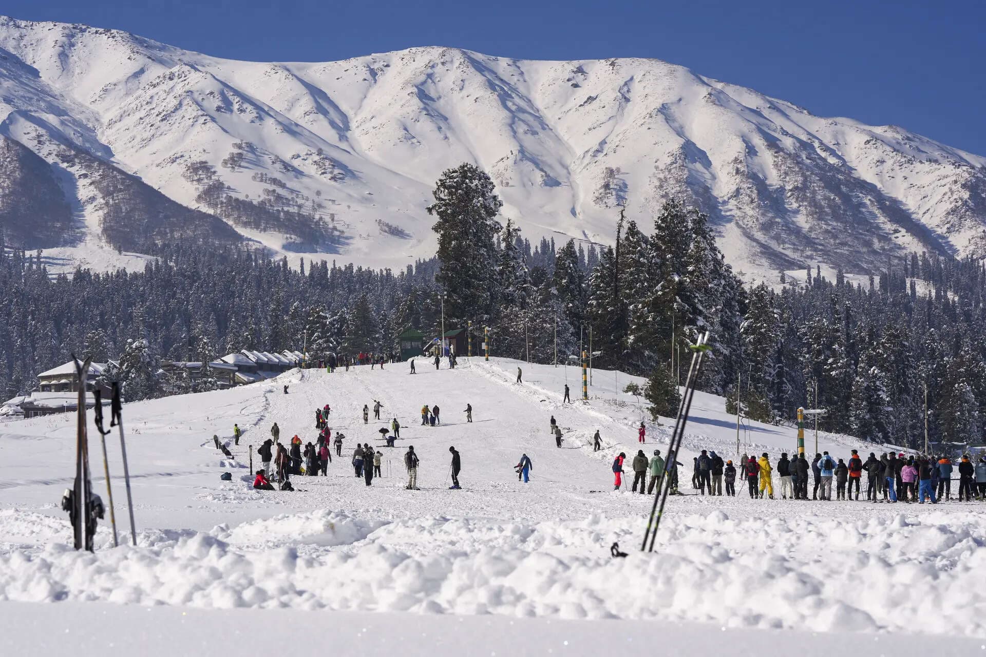 Gulmarg Ski Resort - Image 1