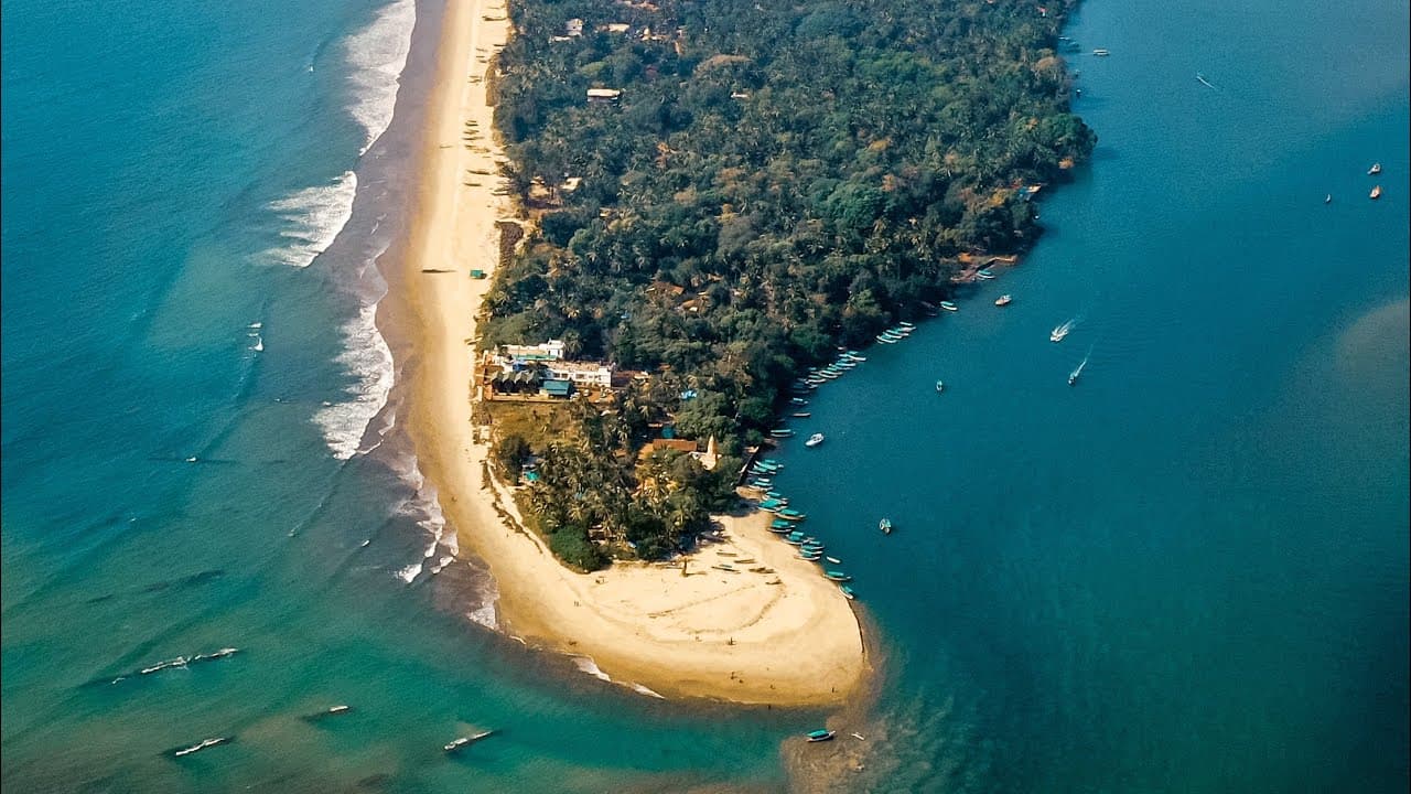 Devbag Beach & Sangam - Image 1