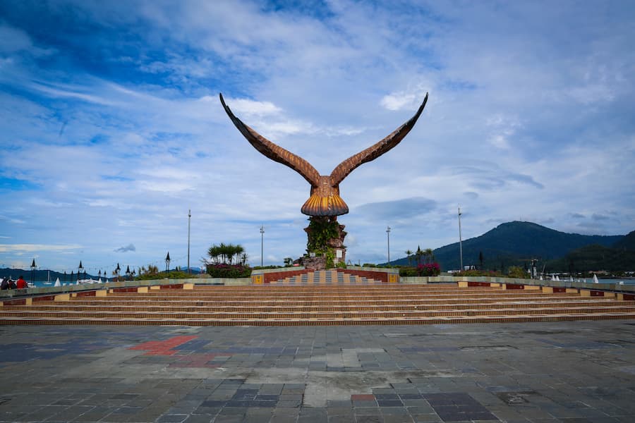 Dataran Lang (Eagle Square) - Image 1