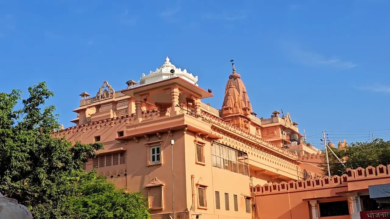 Krishna Janmasthan Temple Complex - Image 1
