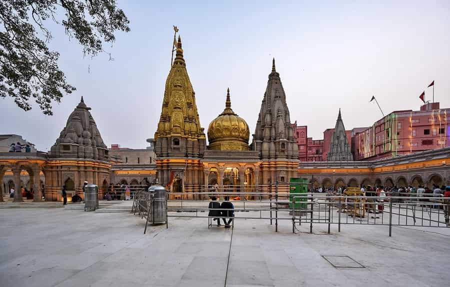 Kashi Vishwanath Temple - Image 1