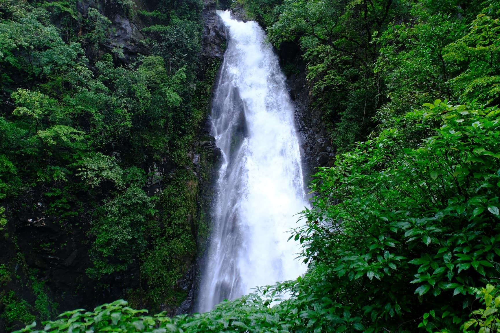 Neturlem Waterfall (Savri) - Image 1